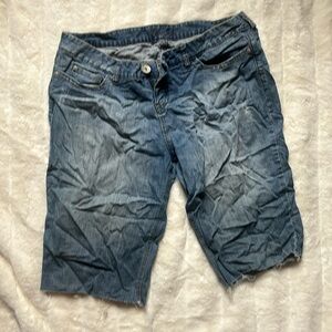 Women’s Guess Jeans Capri Demin 34 Cut Offs